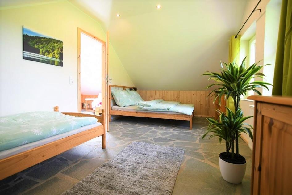 Ferienhaus Eifelrose ซิมเมอร์อาท ภายนอก รูปภาพ