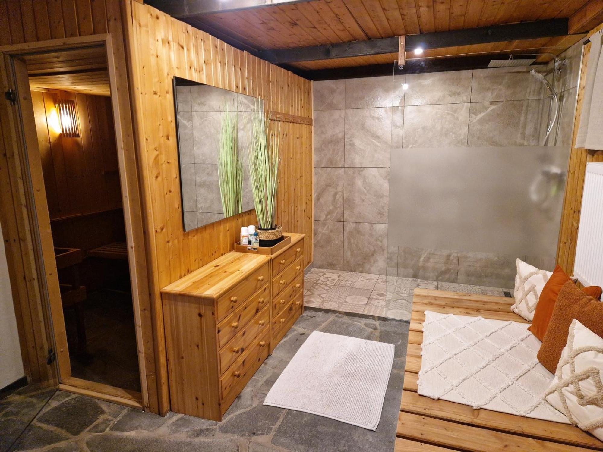 Ferienhaus Eifelrose ซิมเมอร์อาท ภายนอก รูปภาพ